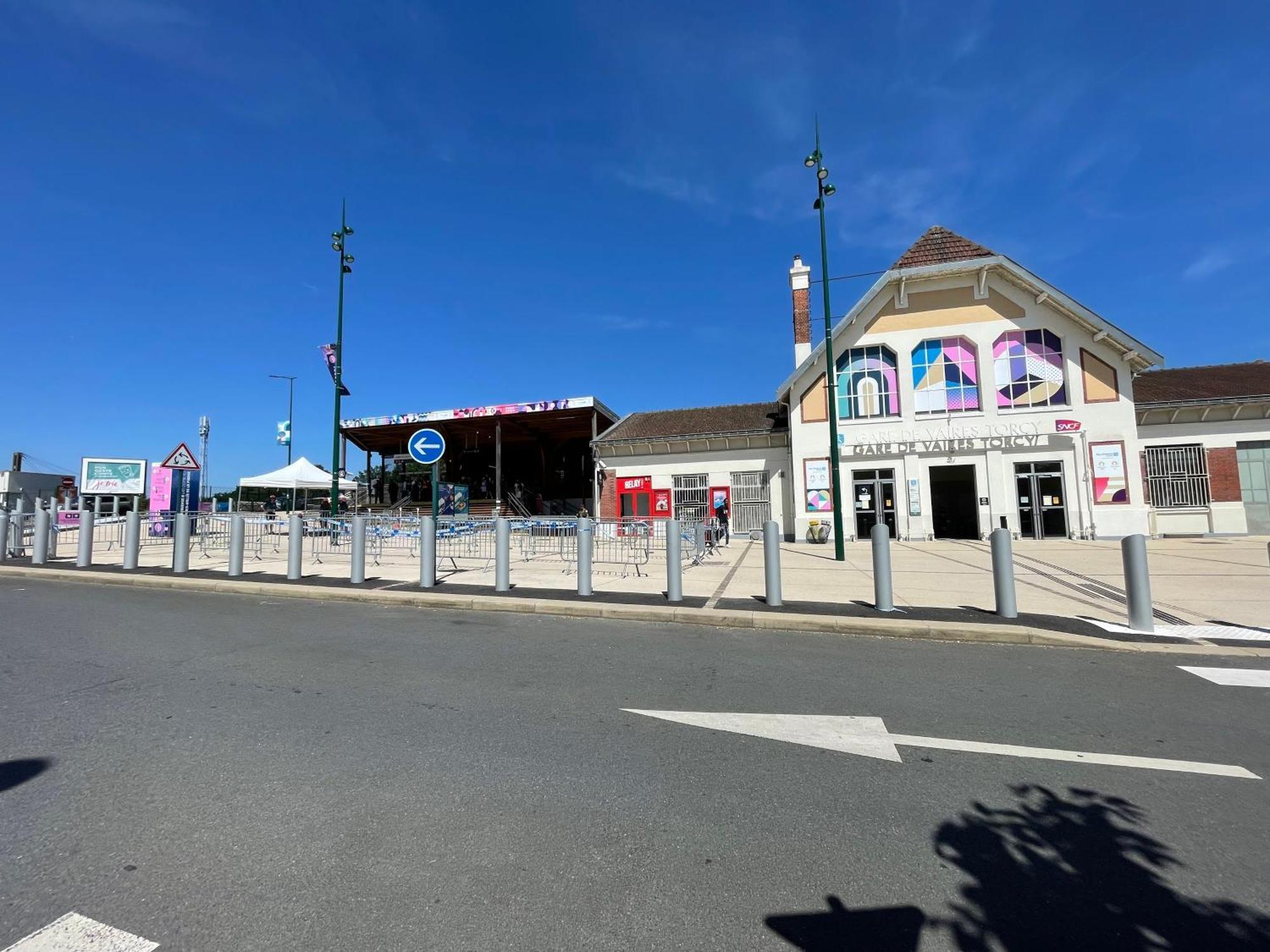 Chambre Climatisee, Entre Paris Disneyland, Au Coeur Des Jeux Olympiques Canoe-Kayak, Vaires-sur-Marne Buitenkant foto
